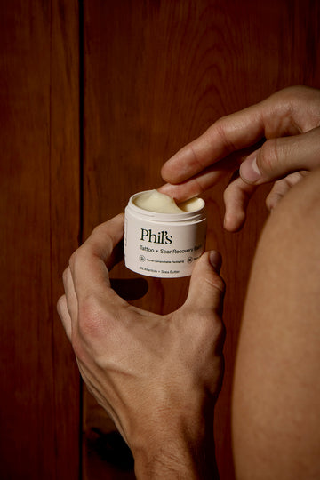 A universal protective balm to revitalize tattoos and scars.
